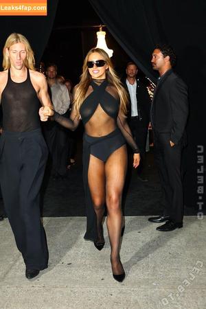 Tate McRae photo #1722