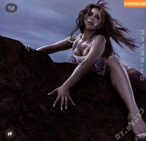 Tate McRae photo #1760