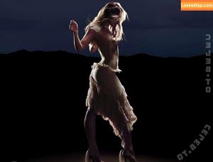 Tate McRae photo #1761