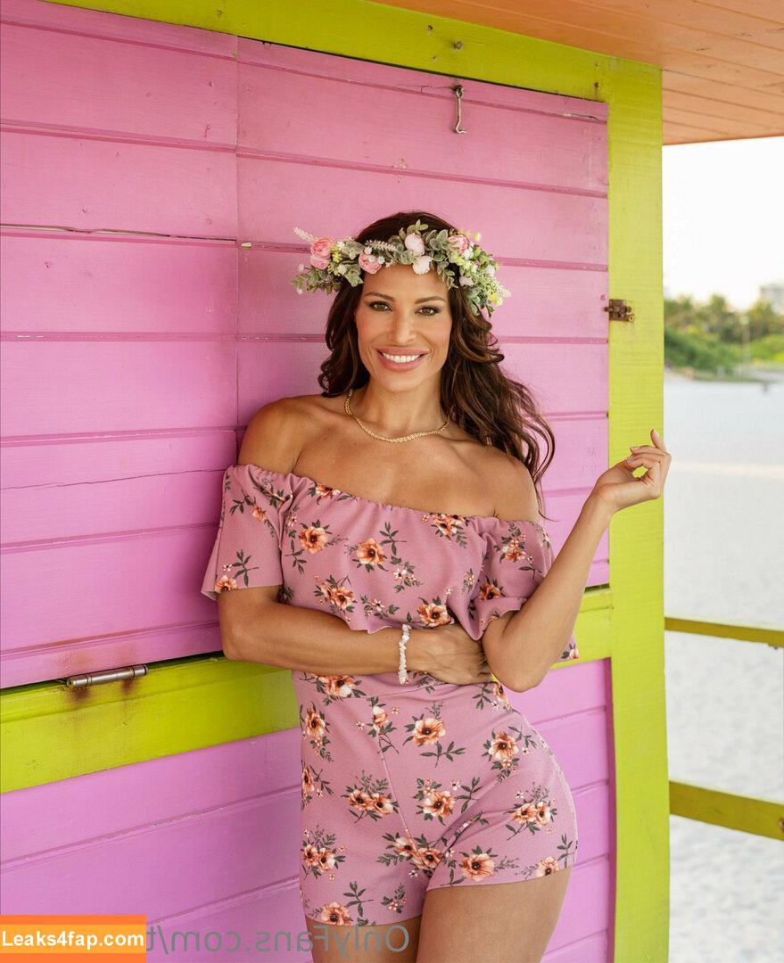 Tati Brazil / tatibrazil / tatiebrazil leaked photo photo #0015