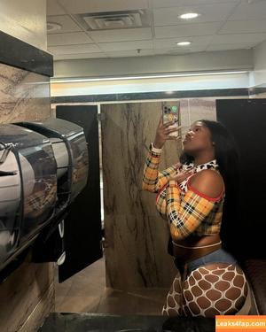 Tatianathescientist photo #0005