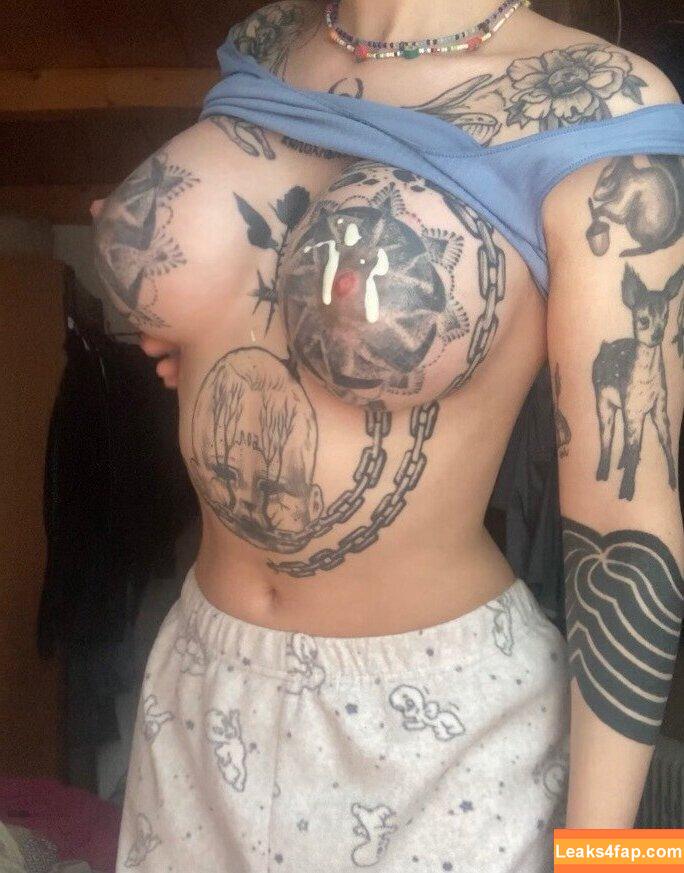 Tatt Tits / tatts_n_tits / titty.tatt leaked photo photo #0069