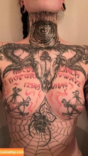 Tatt Tits photo #0051