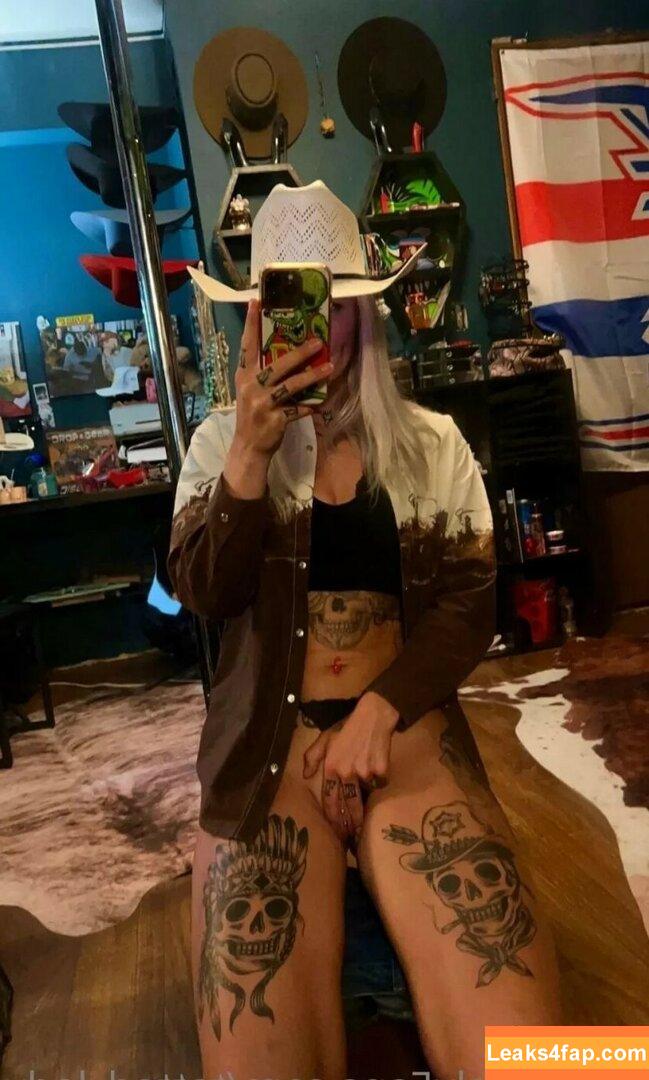 Tatted_lady / thewranglerqueenmain / wranglerqueen leaked photo photo #0033