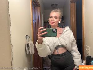 tattedblondie344 photo #0001