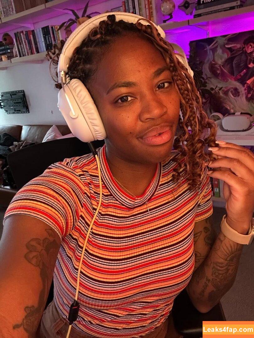 TattedPoodle / tatteddoll22 leaked photo photo #0109