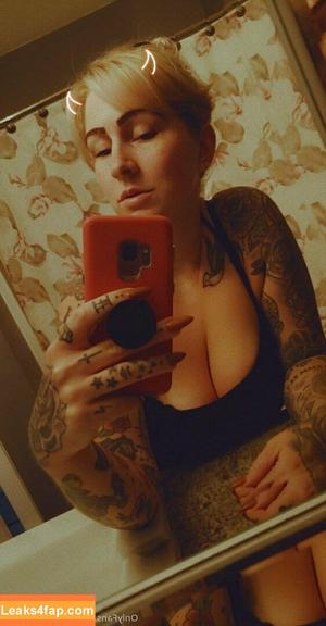 tattooblondiexo photo #0022