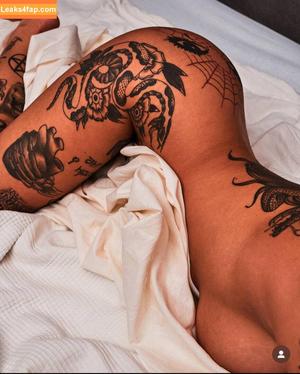 Tattooed_theya photo #0025