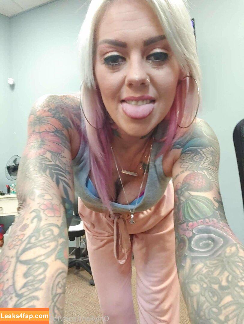 tattooedbarbie86 /  leaked photo photo #0011