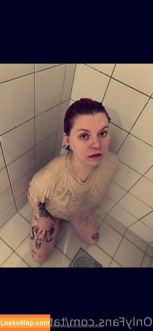 tattooedbiatchfree / tattedbree leaked photo photo #0014