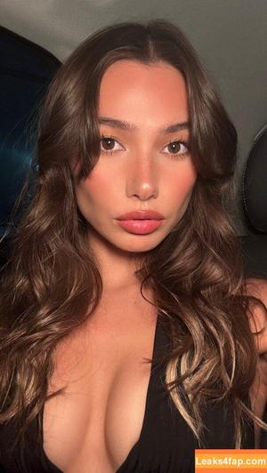 Tatyanarose ASMR photo #0001