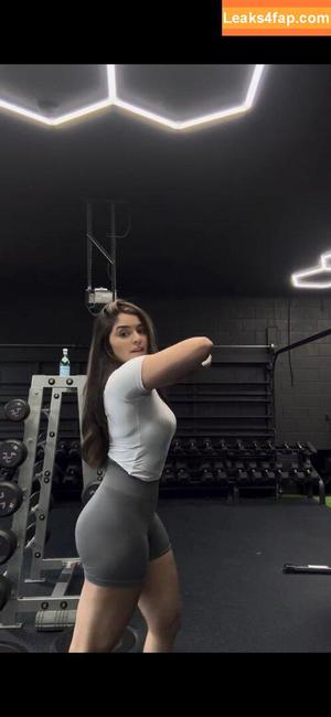 Tay Conti фото #0416