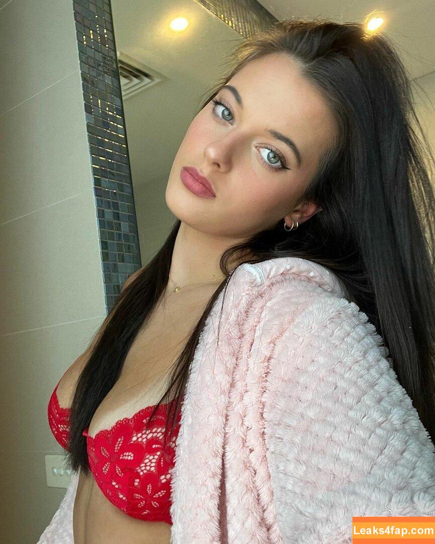 Taya Brooks / tatiibabe / tayabrooks leaked photo photo #0041