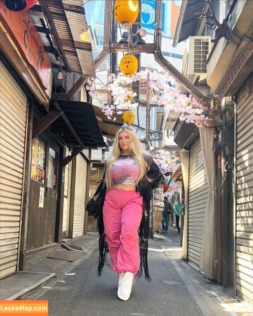 Taya Christian / Thedoctorbae leaked photo photo #0003