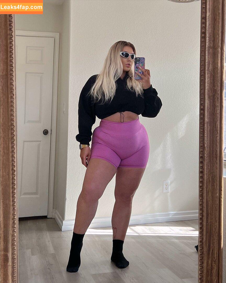 Taya Christian / Thedoctorbae leaked photo photo #0024