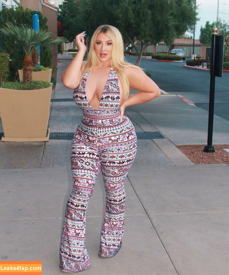 Taya Christian / Thedoctorbae leaked photo photo #0090