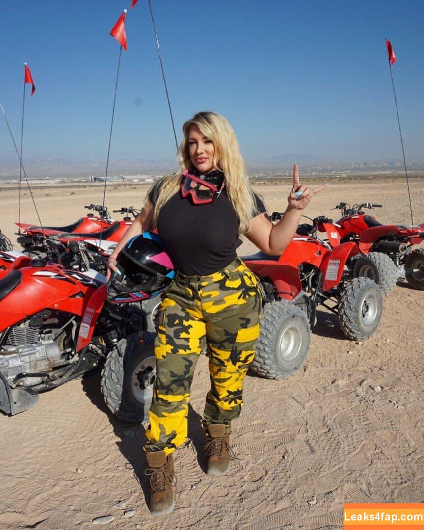 Taya Christian / Thedoctorbae leaked photo photo #0095