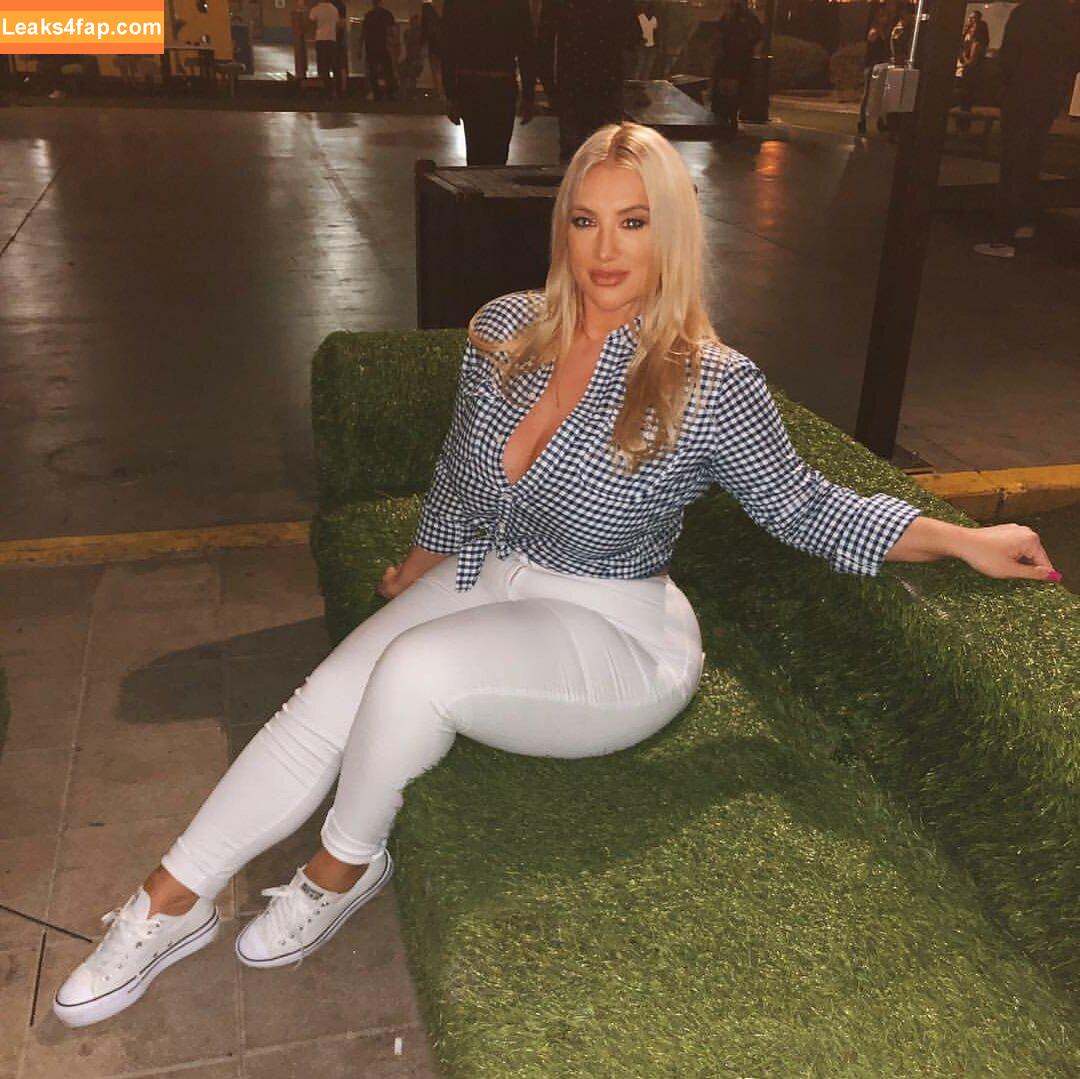 Taya Christian / Thedoctorbae leaked photo photo #0117