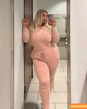 Taya Christian photo #0013