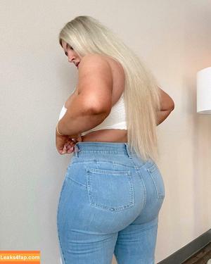Taya Christian photo #0018