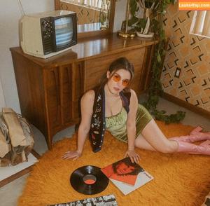 Taya Miller photo #0323