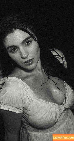 Taya Miller photo #0351