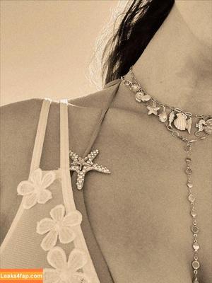 Taya Miller photo #0365