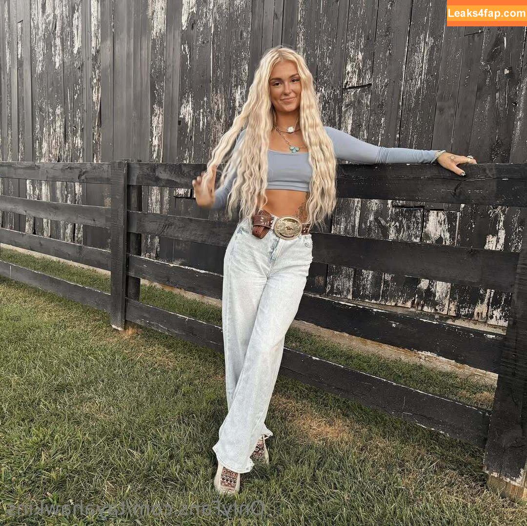 tayahawkins /  leaked photo photo #0023