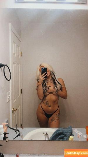 tayahawkins photo #0004