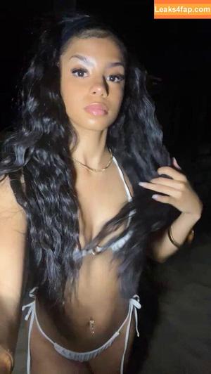 Tayasialynn photo #0001