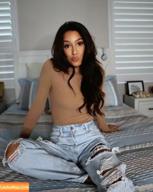 Taylor Alesia photo #0075