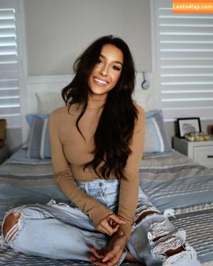 Taylor Alesia photo #0076