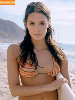 Taylor Cole photo #0011