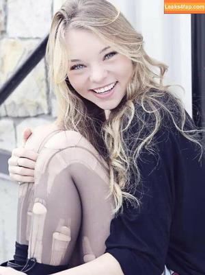 Taylor Hickson photo #0031