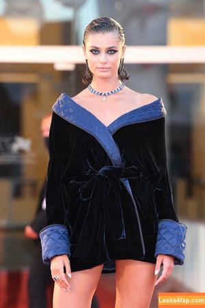 Taylor Hill photo #0123