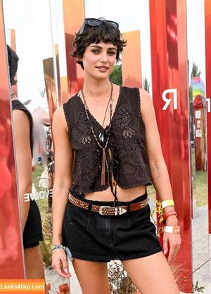 Taylor Hill photo #0548