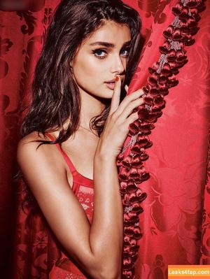 Taylor Marie Hill photo #0084