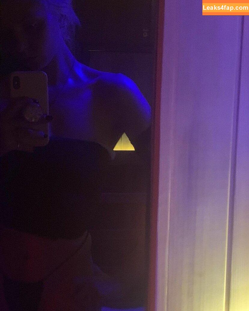 Taylor Momsen / aryelsoul / taylormomsen leaked photo photo #0094