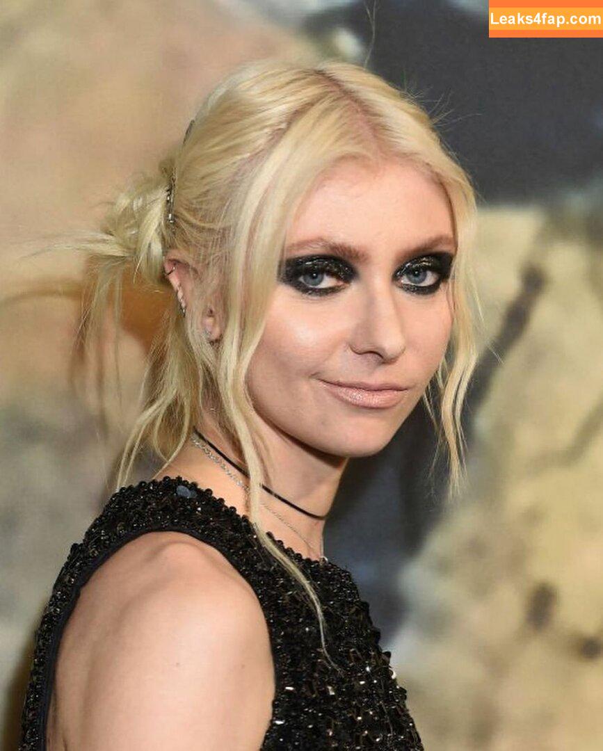 Taylor Momsen / aryelsoul / taylormomsen leaked photo photo #0107