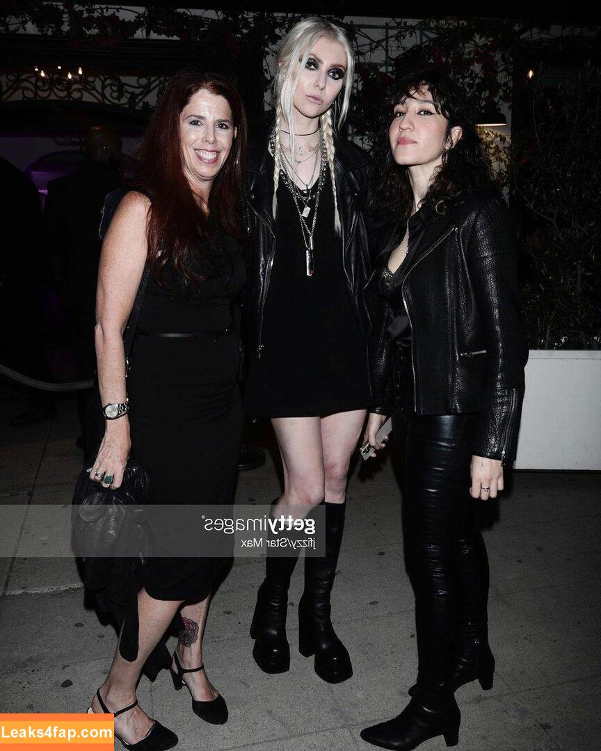 Taylor Momsen / aryelsoul / taylormomsen leaked photo photo #0114