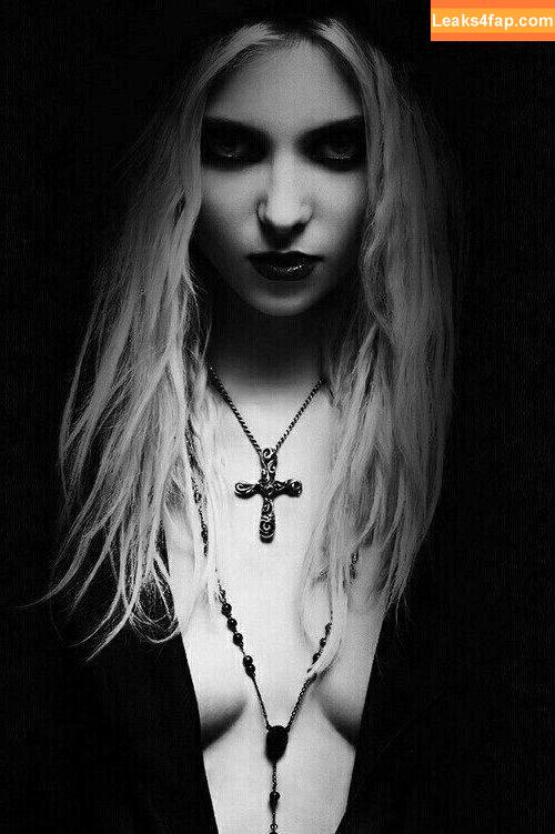 Taylor Momsen / aryelsoul / taylormomsen leaked photo photo #0246