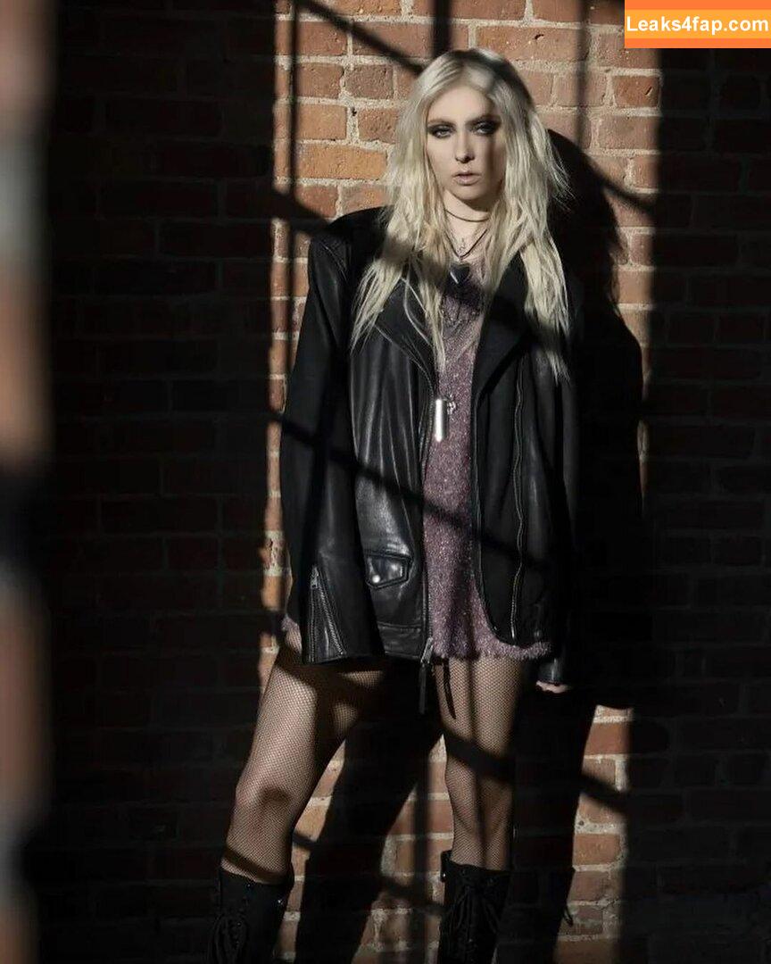 Taylor Momsen / aryelsoul / taylormomsen leaked photo photo #0260