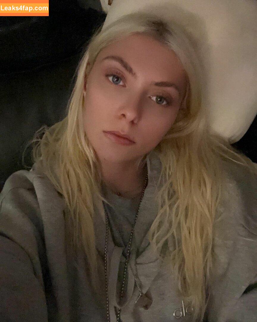 Taylor Momsen / aryelsoul / taylormomsen leaked photo photo #0285