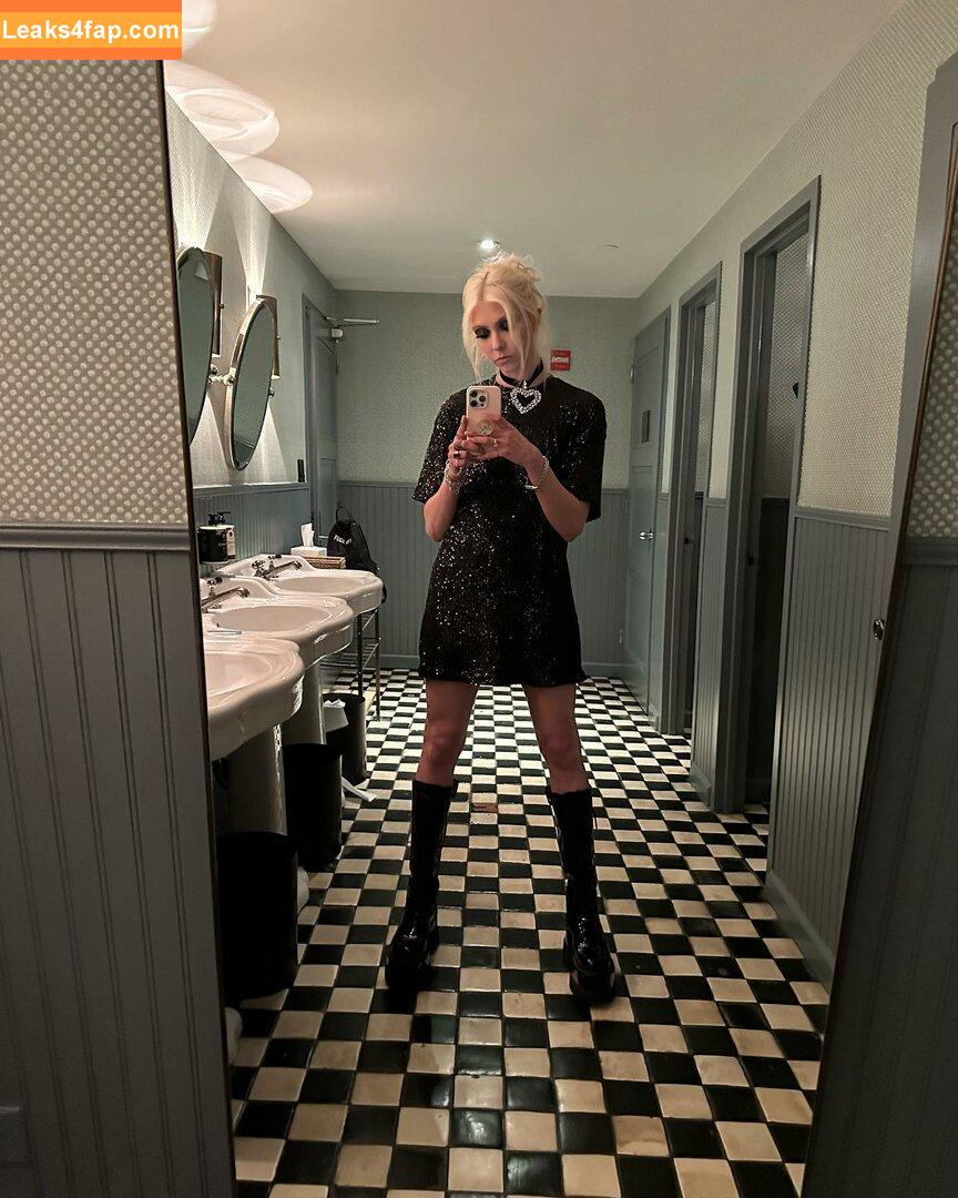 Taylor Momsen / aryelsoul / taylormomsen leaked photo photo #0329