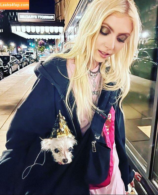 Taylor Momsen / aryelsoul / taylormomsen слитое фото фото #0366