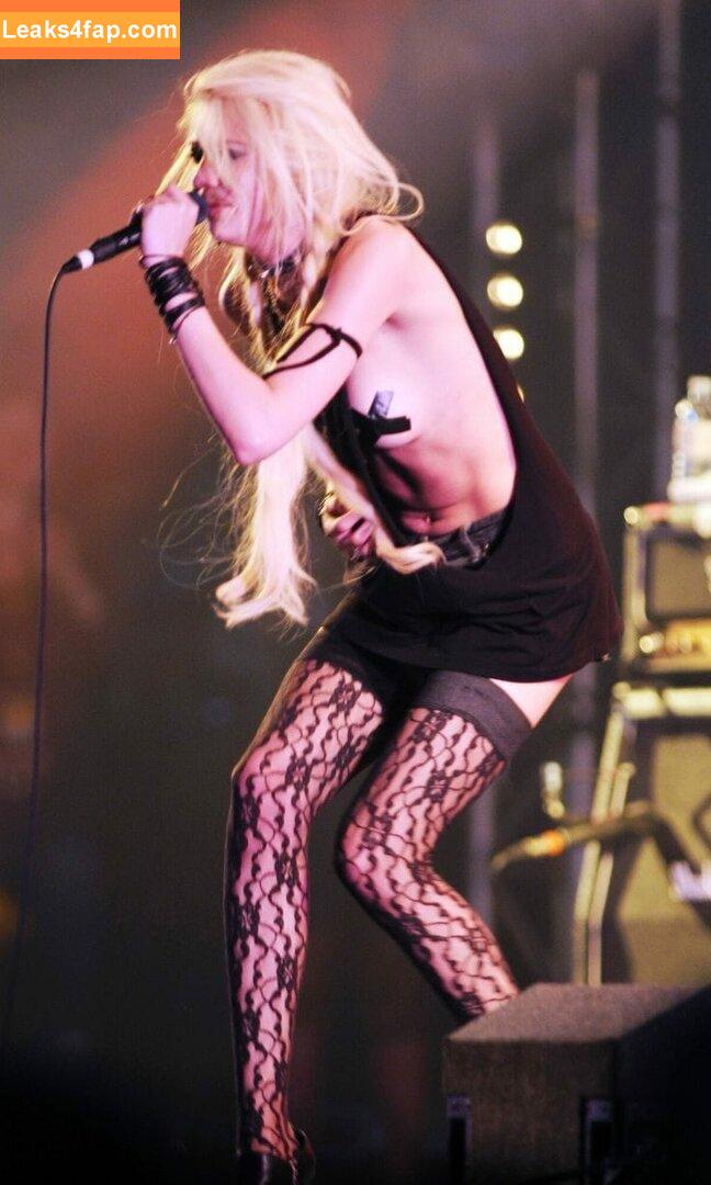 Taylor Momsen / aryelsoul / taylormomsen leaked photo photo #0473