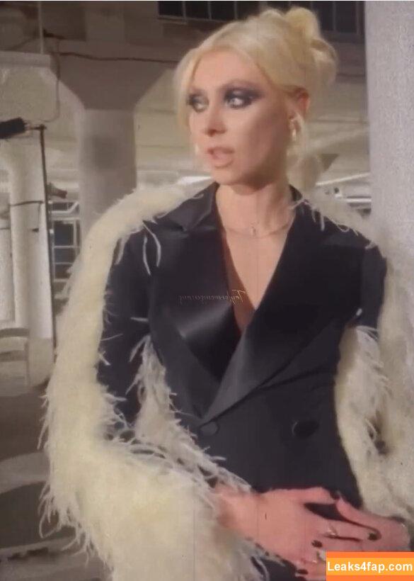 Taylor Momsen / aryelsoul / taylormomsen leaked photo photo #0555