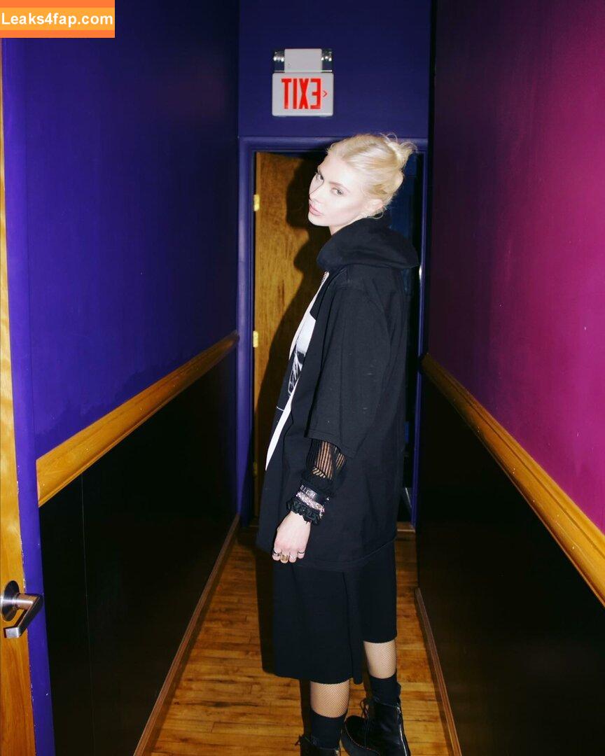 Taylor Momsen / aryelsoul / taylormomsen leaked photo photo #0590