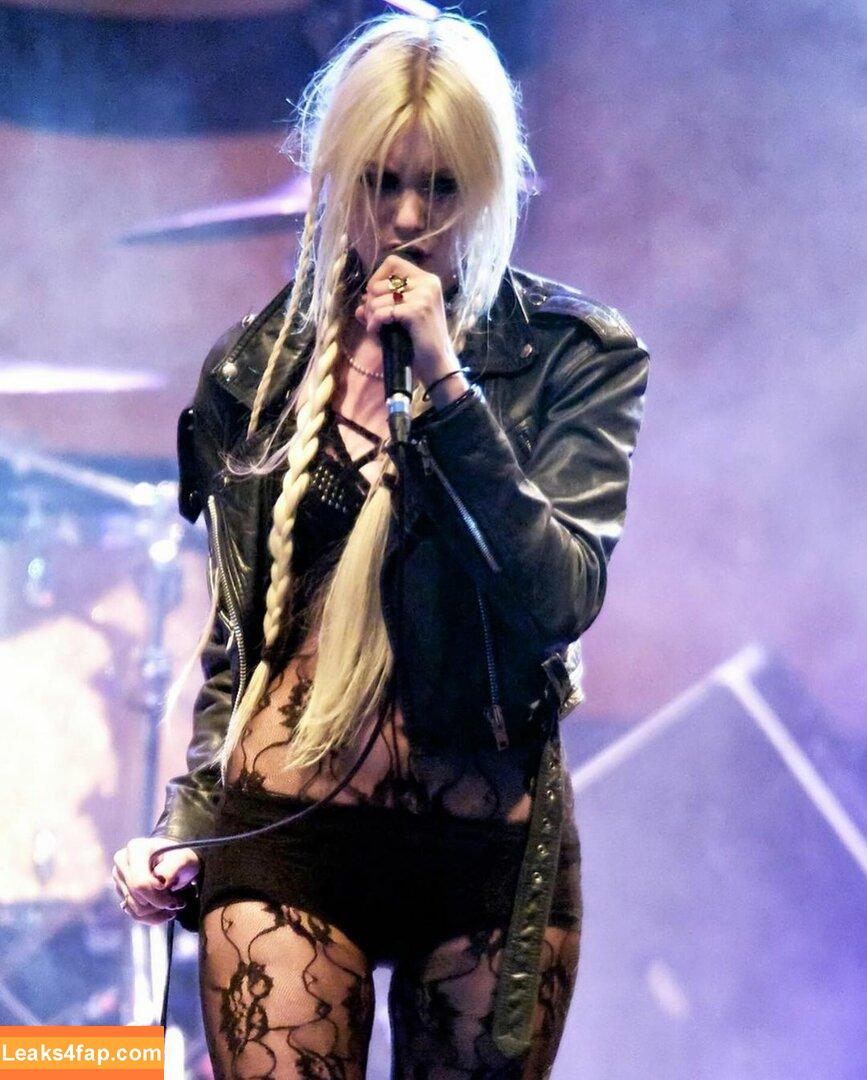 Taylor Momsen / aryelsoul / taylormomsen leaked photo photo #0596