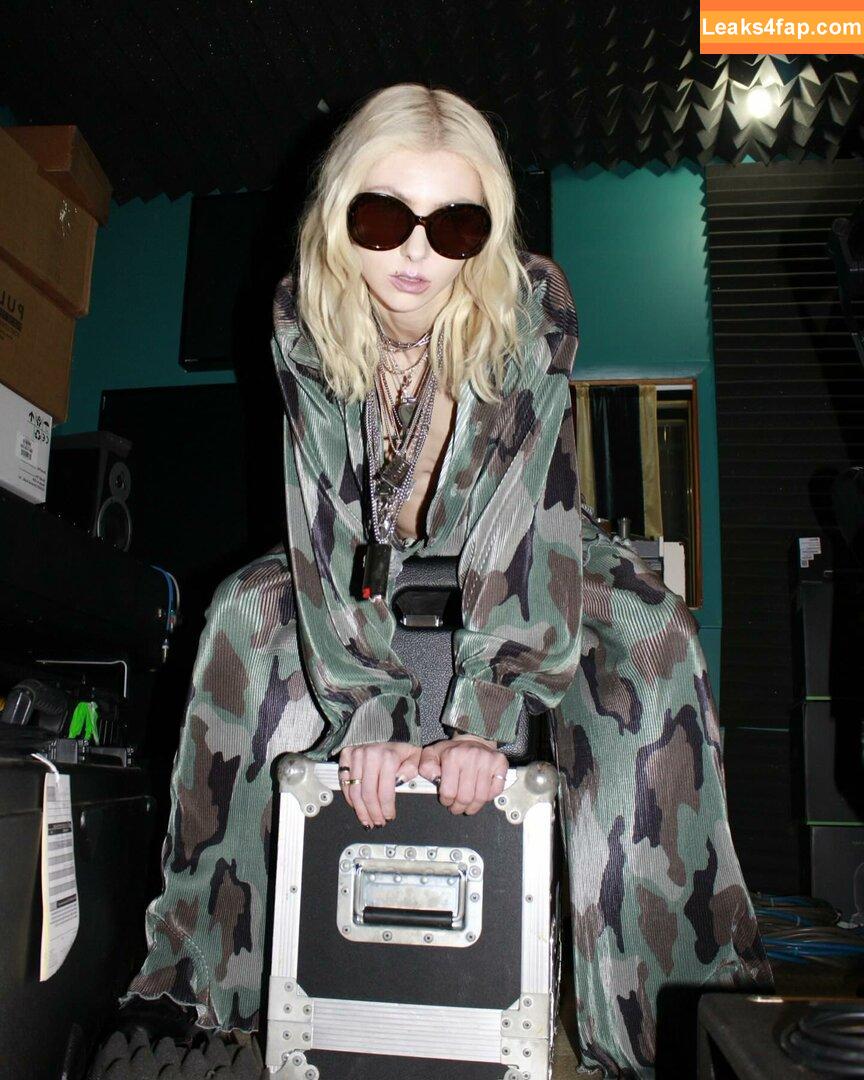Taylor Momsen / aryelsoul / taylormomsen leaked photo photo #0608